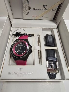 Authentic TechnoMarine Cruise 110013 Watch - Includes Pink & Black Straps + Box